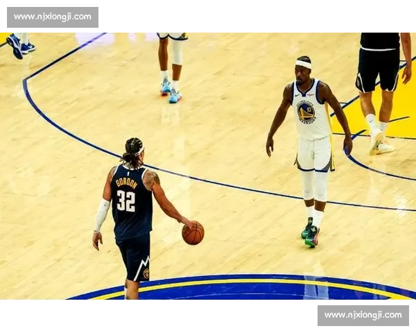 戈登 50 分 + 11 中 10 三分创纪录 空砍惜败勇士