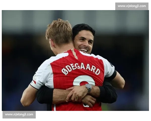 曼联对阵阿森纳焦点之战直播前瞻与赛场看点全解析阵容走势与胜负悬念